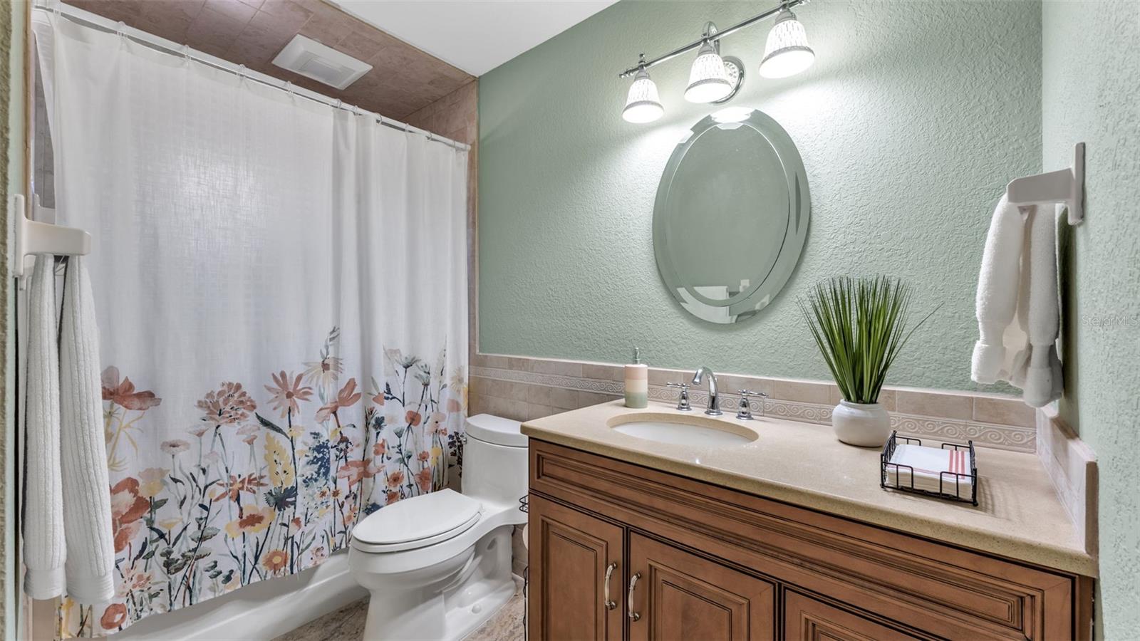 VILLAS BY LAKE - Residential