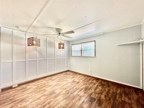 Tiny photo for 522 Tammi Drive, Leesburg, FL 34788 (MLS # OM724355)