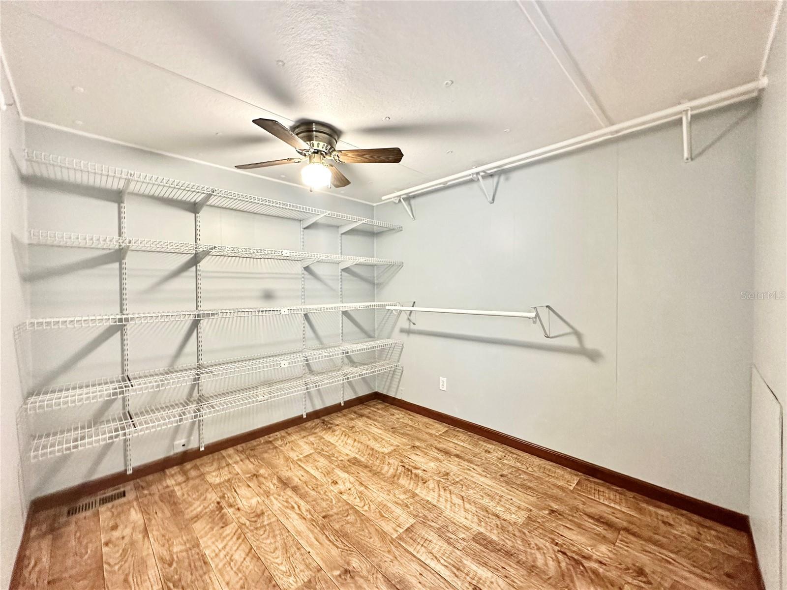 BONFIRE MOBILE HOME VILLAGE SUB - Residential