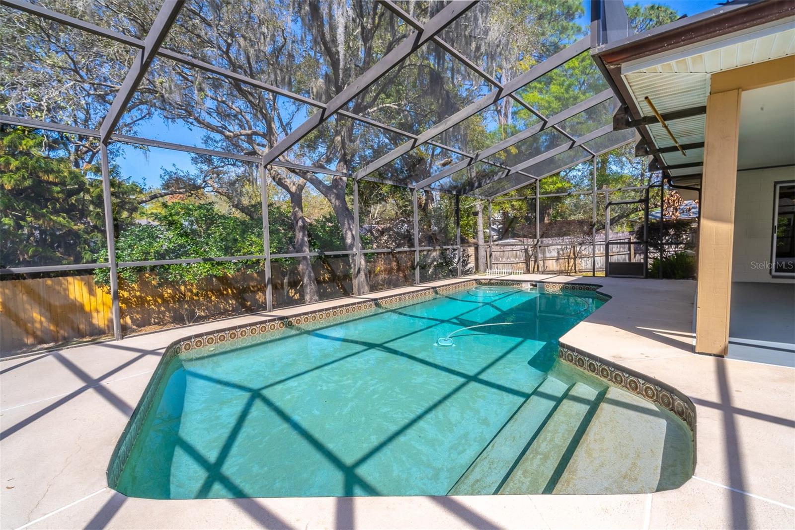 WEKIVA RIDGE - Residential