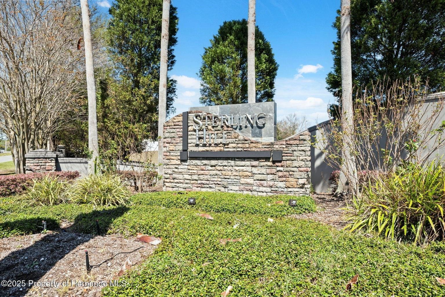 BARRINGTON/STERLING HILL - Residential