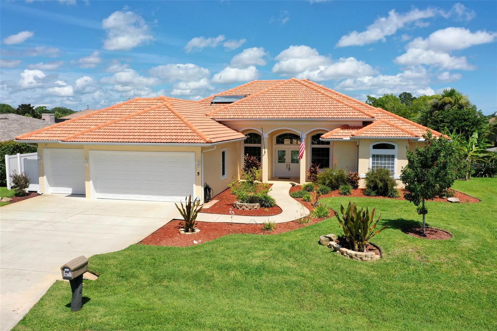 5 FLORENCE COURT