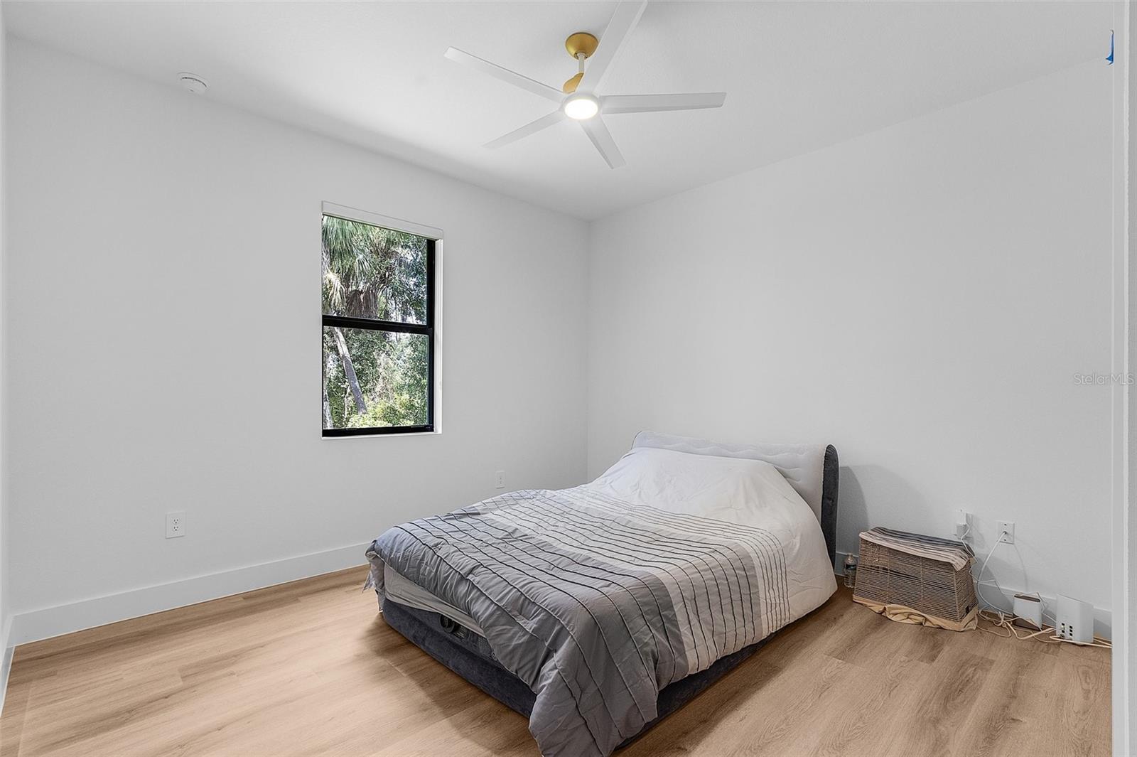 PORT CHARLOTTE SUB 16 - Residential Lease