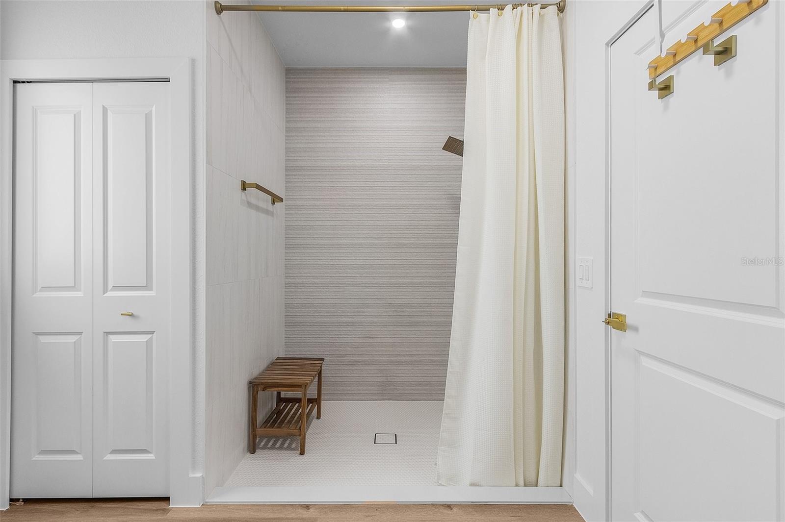 PORT CHARLOTTE SUB 16 - Residential Lease