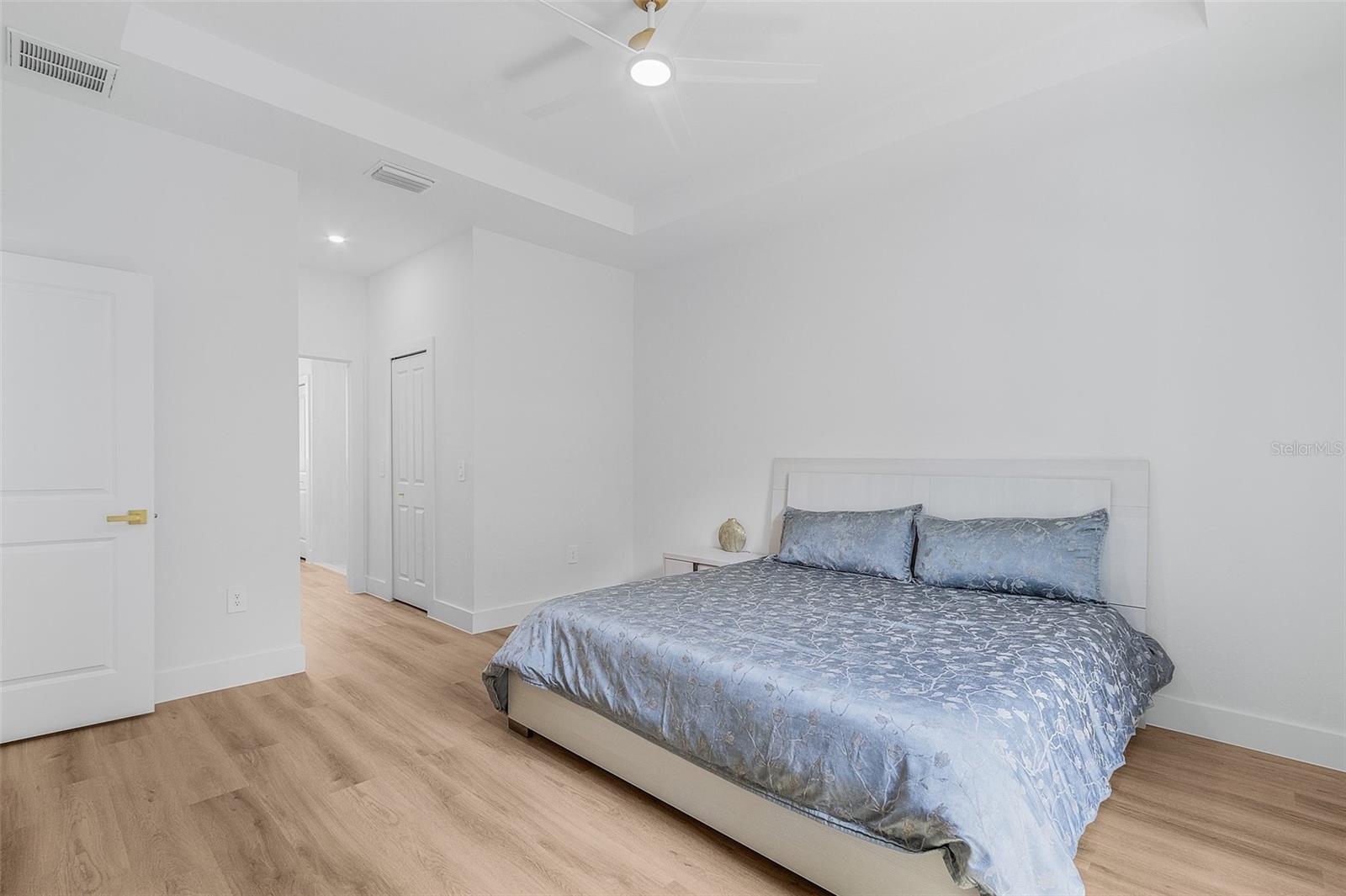 PORT CHARLOTTE SUB 16 - Residential Lease