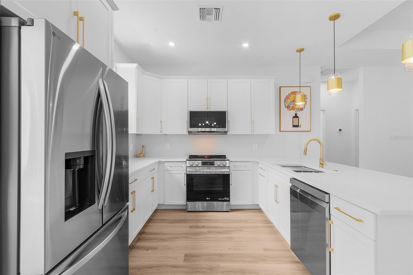 PORT CHARLOTTE SUB 16 - Residential Lease