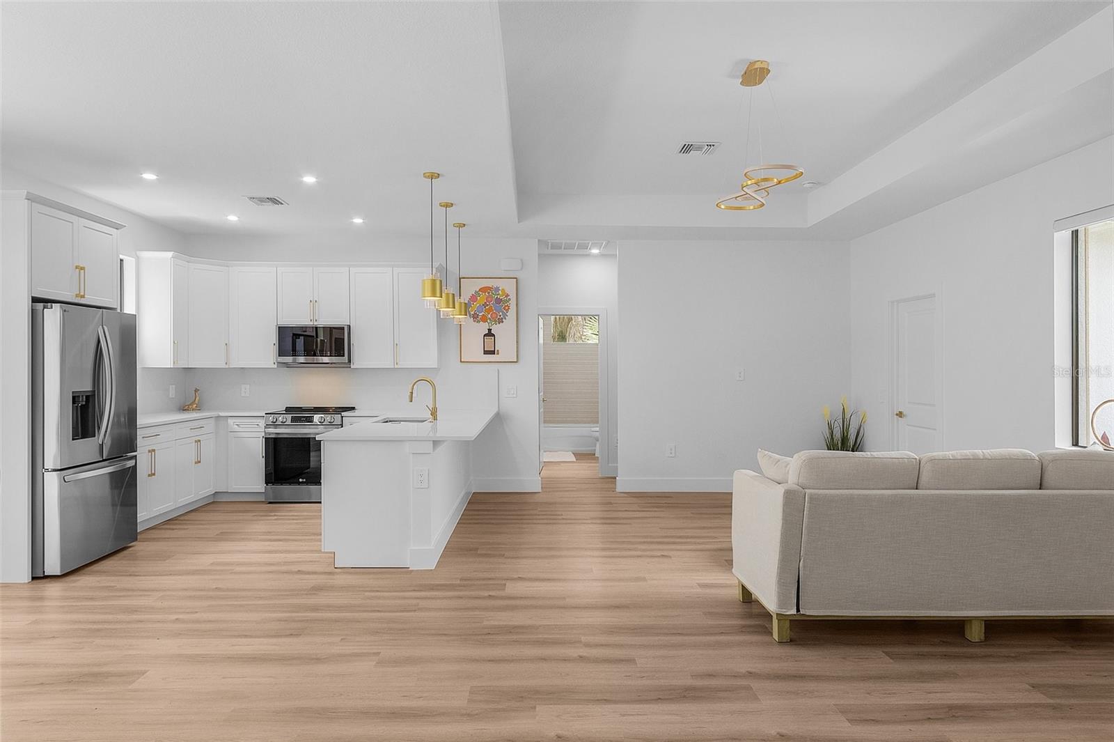 PORT CHARLOTTE SUB 16 - Residential Lease