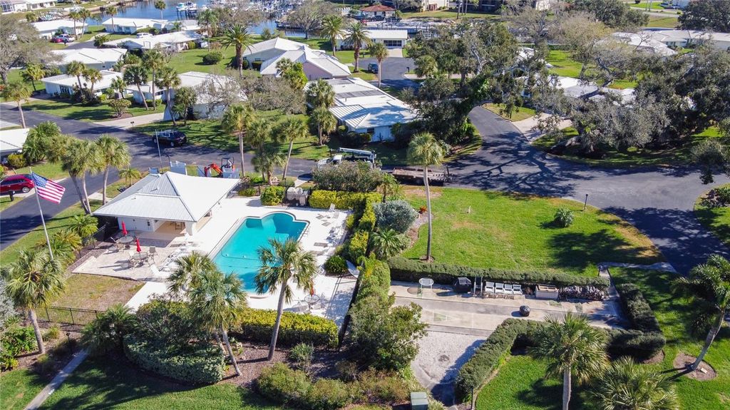 Photo of 18 Oakwood Drive N #18, Englewood, FL 34223 (MLS # N6140107)