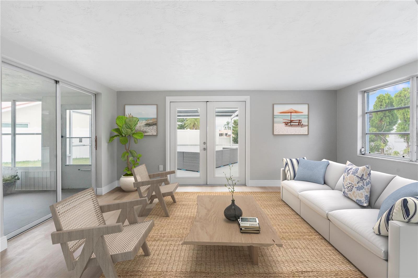 FLOR A MAR - Residential