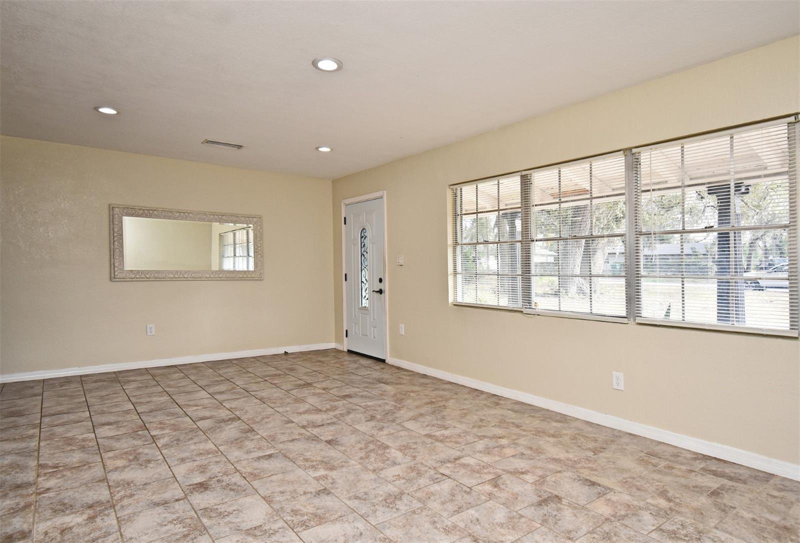 176 E GRANDBEND AVENUE