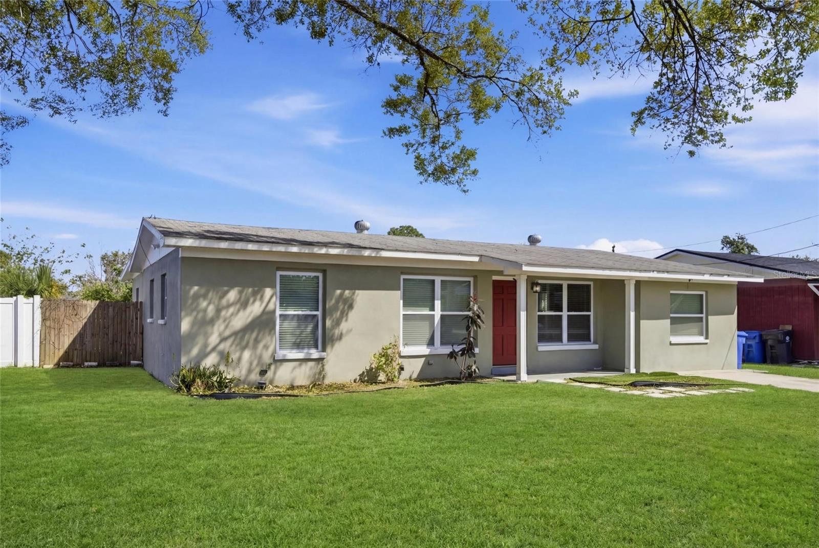 8609 CHINABERRY DRIVE