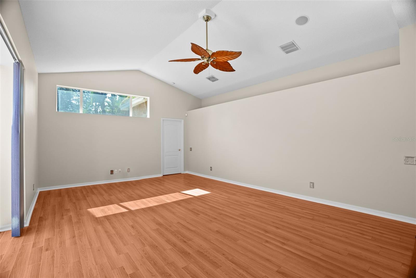 VILLAROSA N - Residential Lease