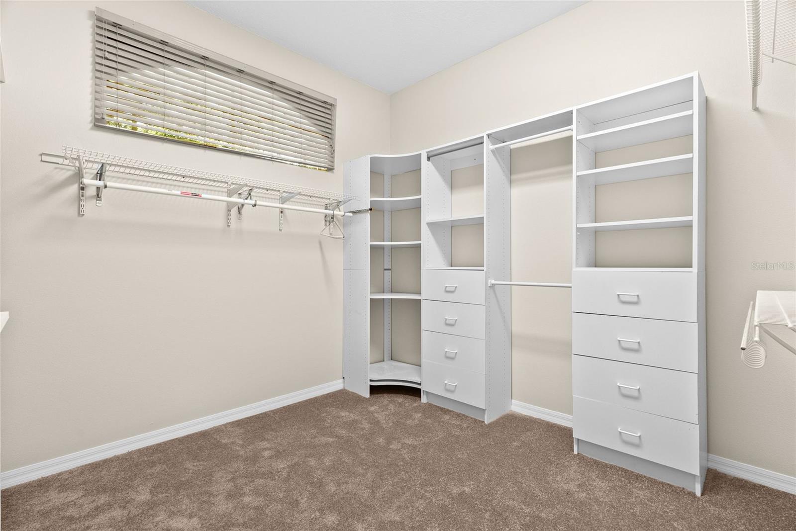 VILLAROSA N - Residential Lease