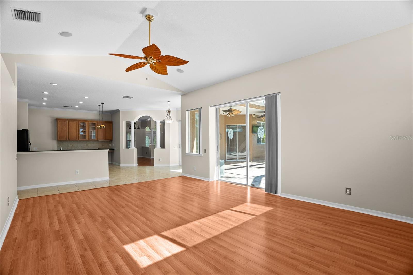 VILLAROSA N - Residential Lease