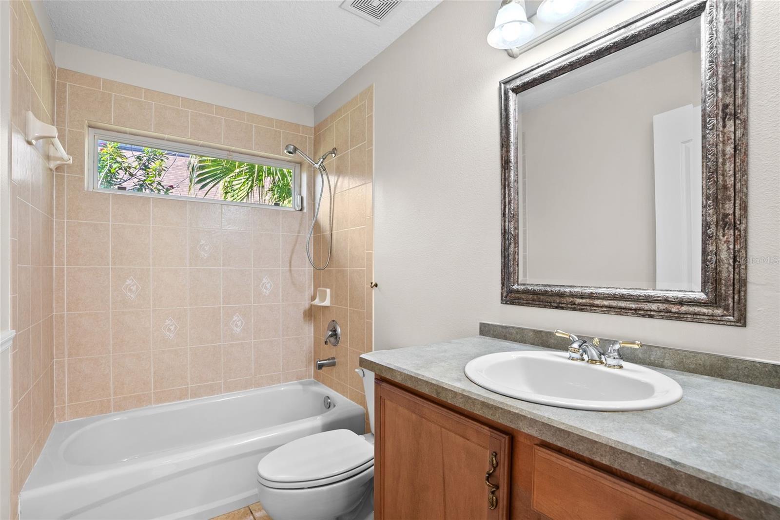 VILLAROSA N - Residential Lease