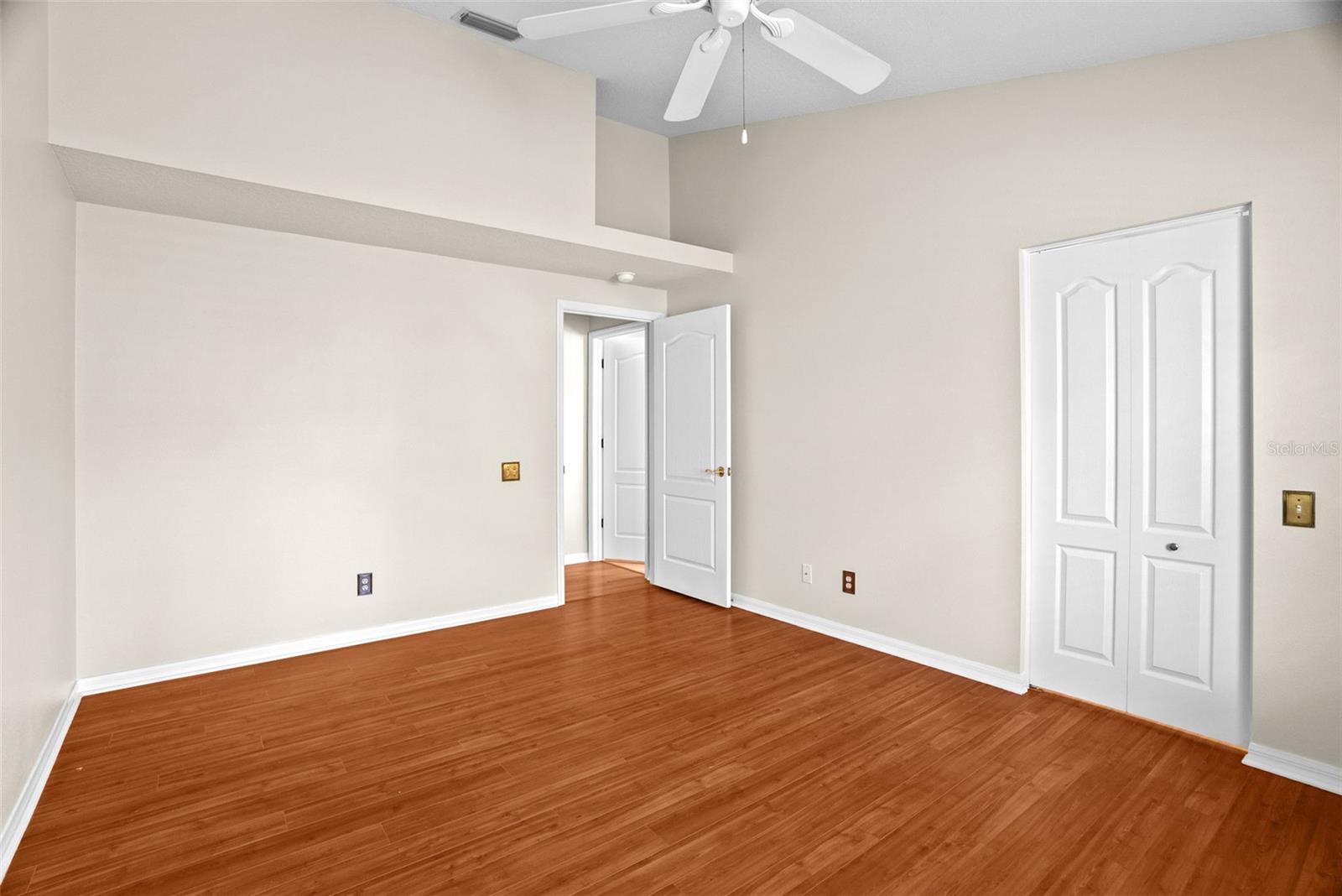 VILLAROSA N - Residential Lease