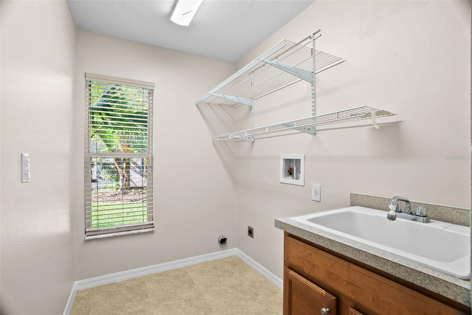VILLAROSA N - Residential Lease