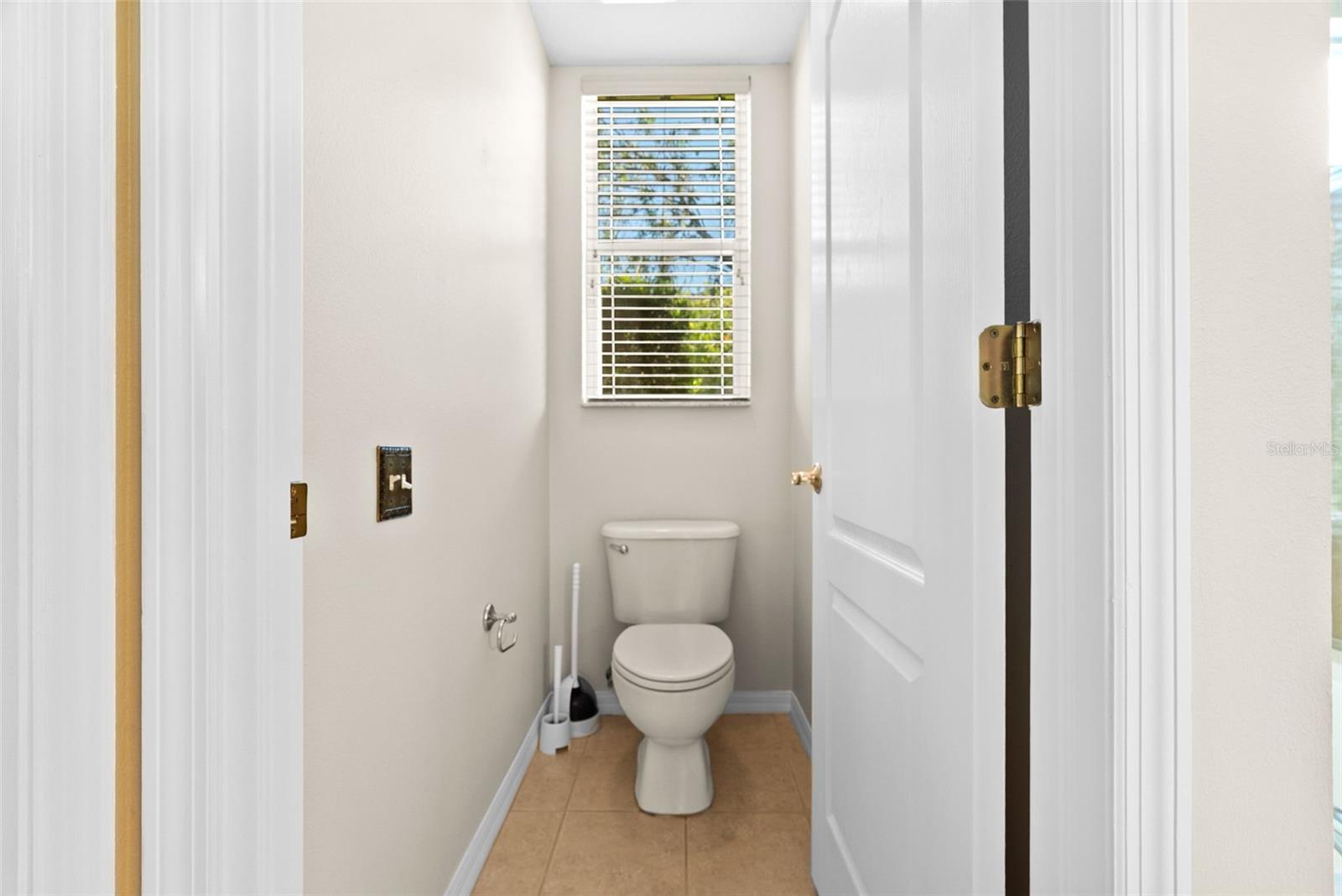 VILLAROSA N - Residential Lease