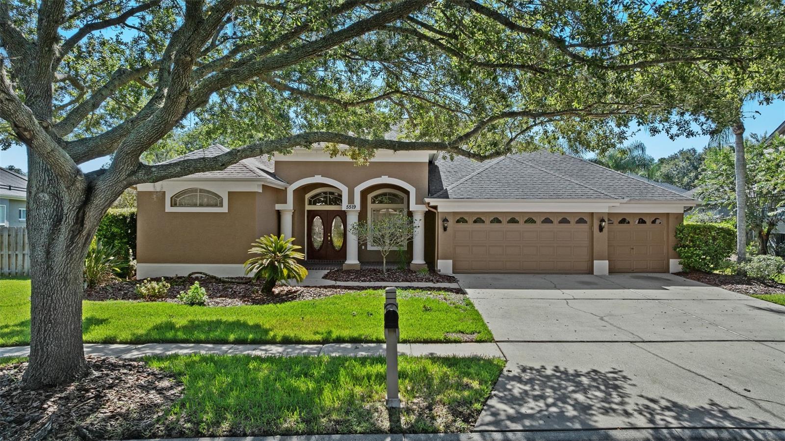 VILLAROSA N - Residential Lease