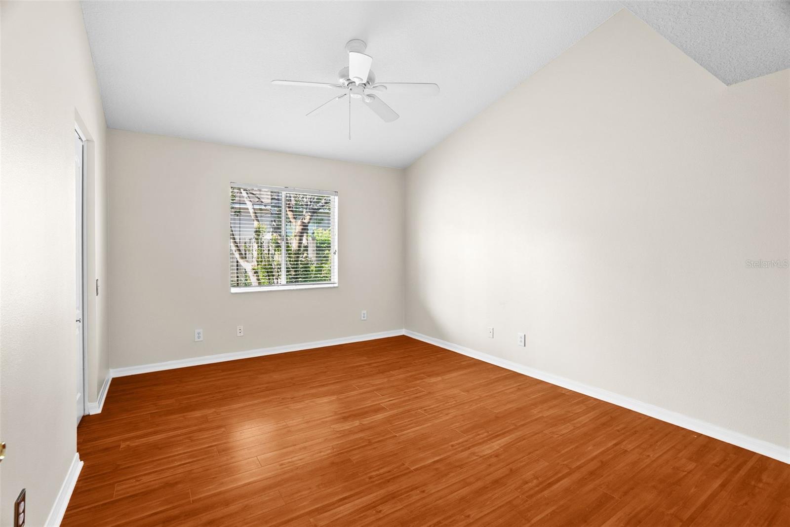 VILLAROSA N - Residential Lease