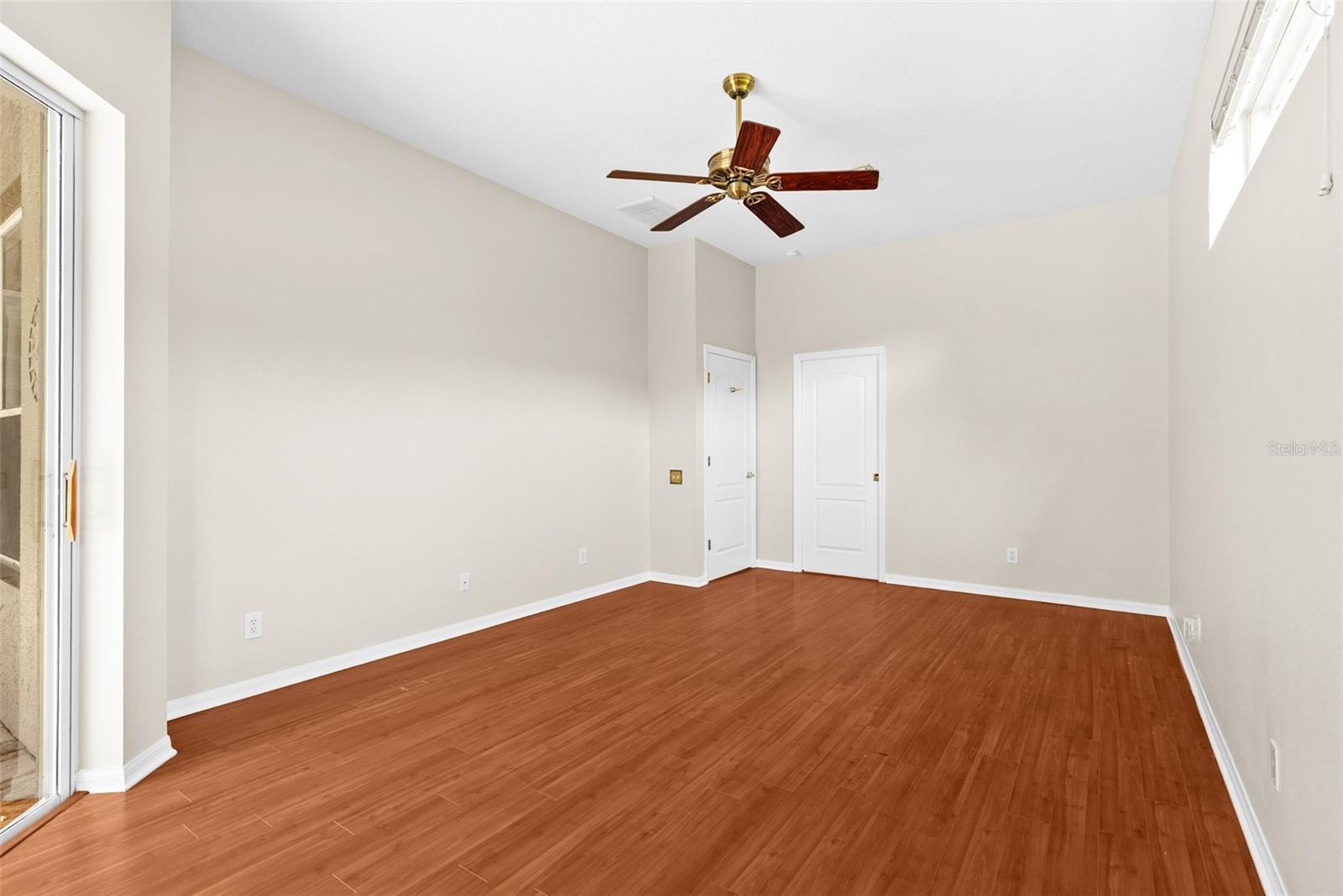 VILLAROSA N - Residential Lease