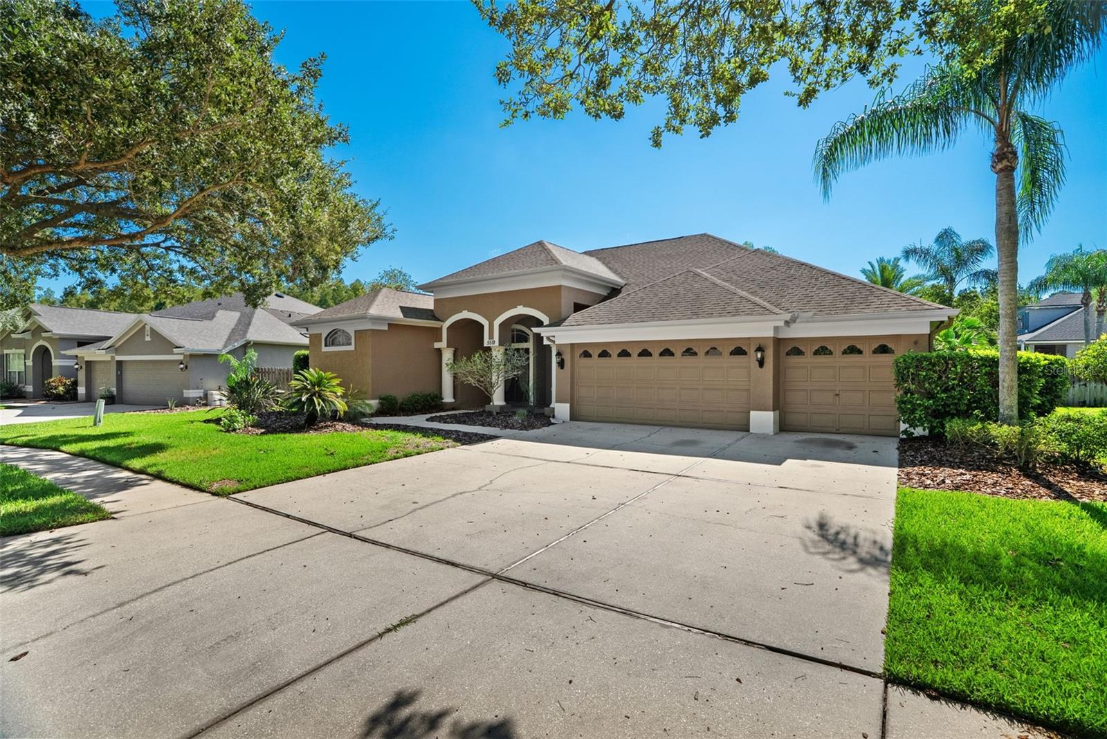 VILLAROSA N - Residential Lease