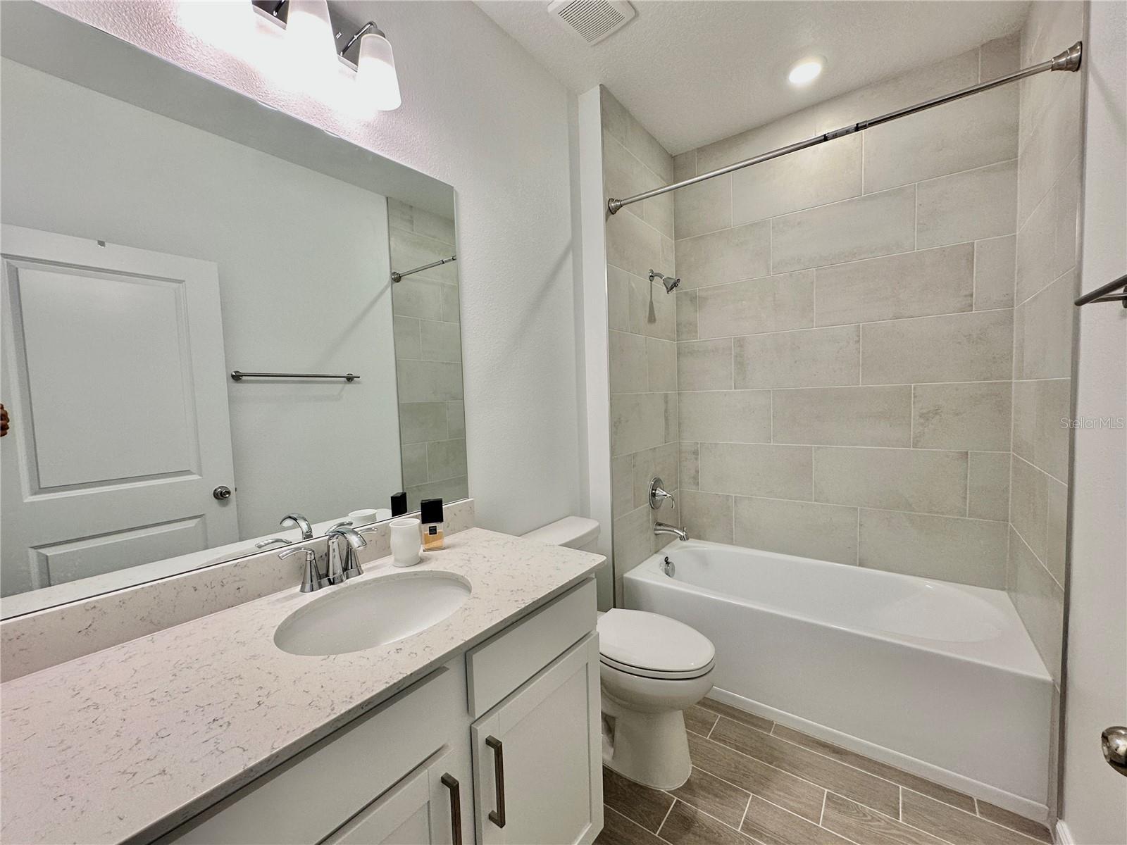 PIONEER RANCH - Residential