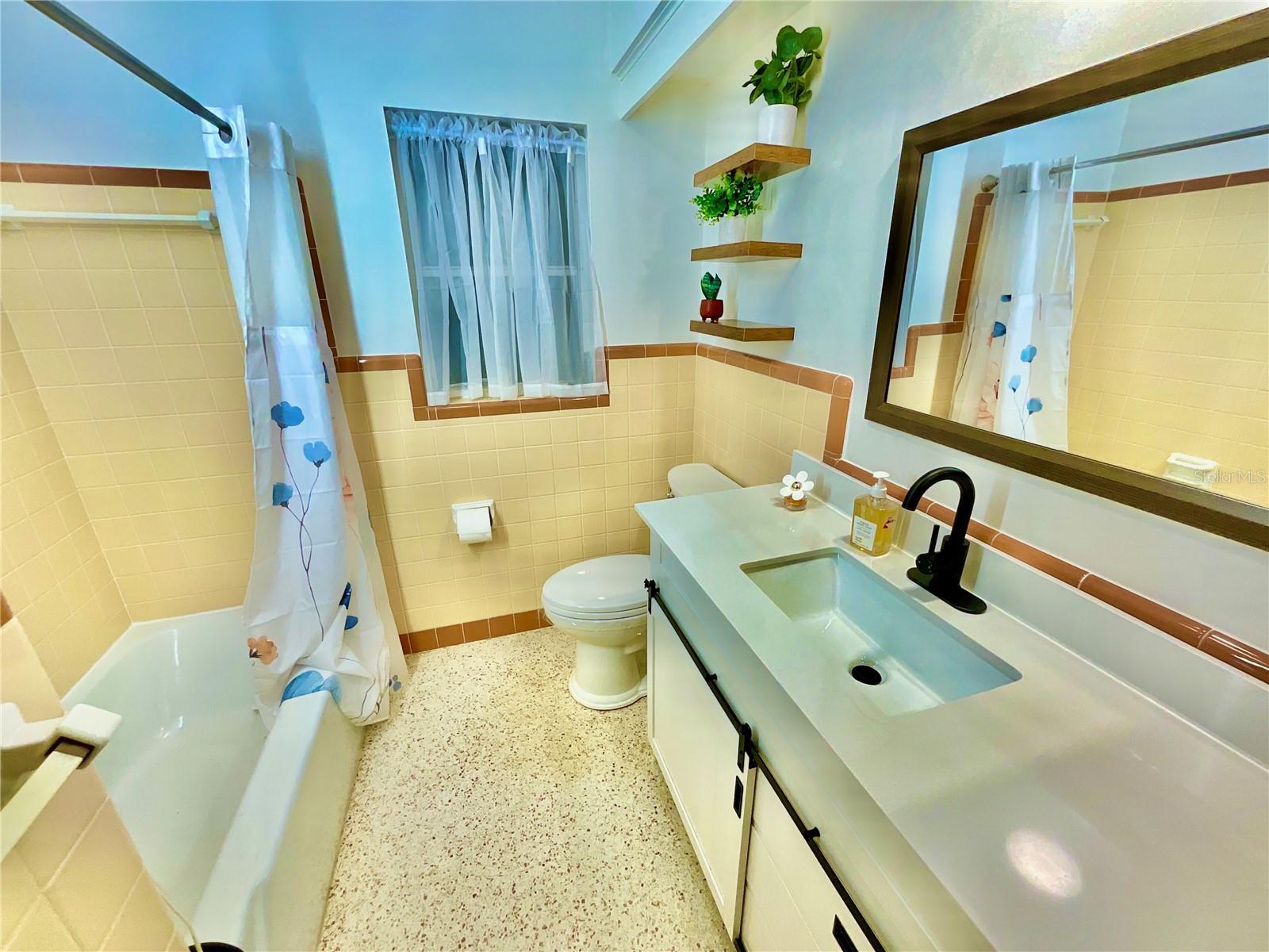 ORANGE HEIGHTS - Residential