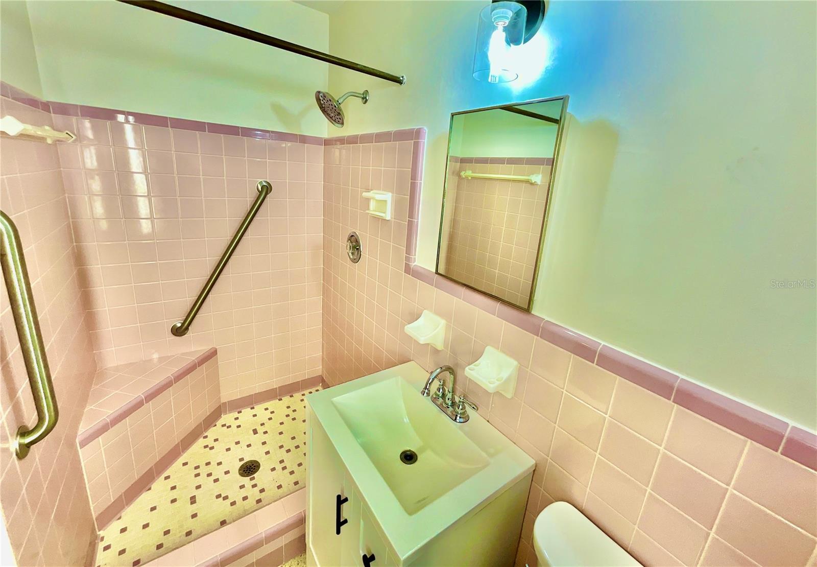 ORANGE HEIGHTS - Residential