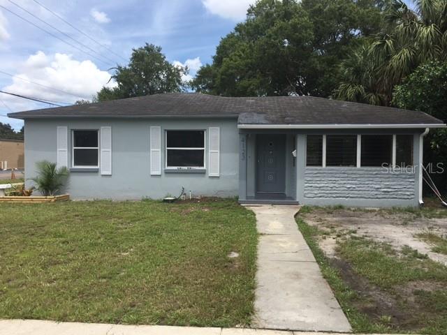 Adorable, 2 bedroom, 1 bath home. Nice sized corner lot in the Mabry, Coleman, Plant district. Featuring front and rear entry with bonus space that can be used as a den or additional bedroom. Carport access just off Lois Ave. This home won't last long. Schedule your viewing today!