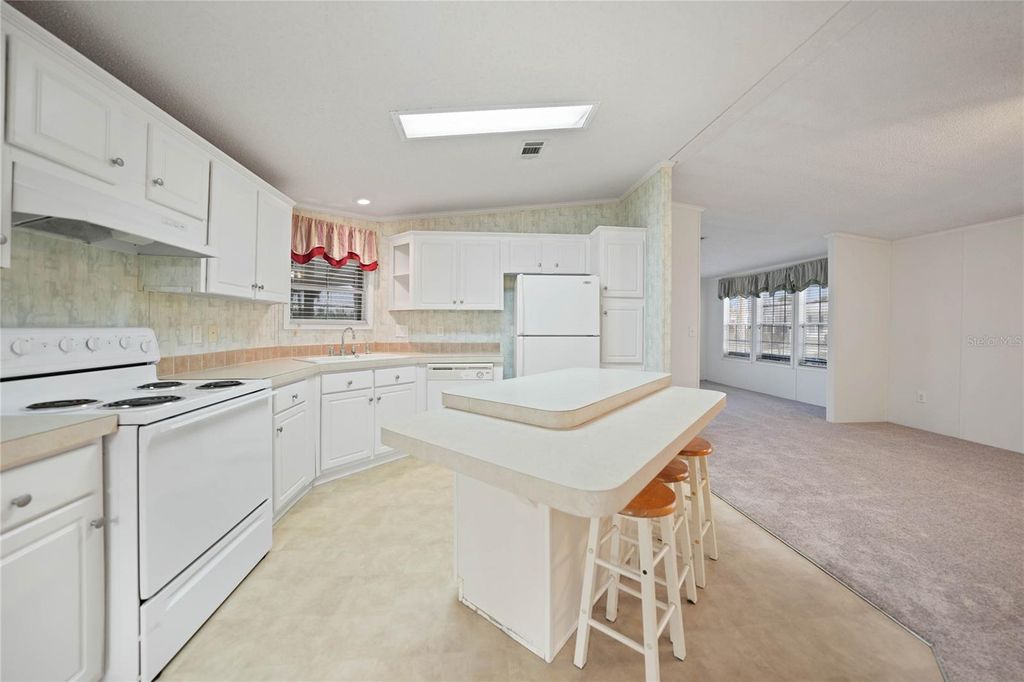 Photo of 2100 Kings Highway #517, Port Charlotte, FL 33980 (MLS # C7525114)