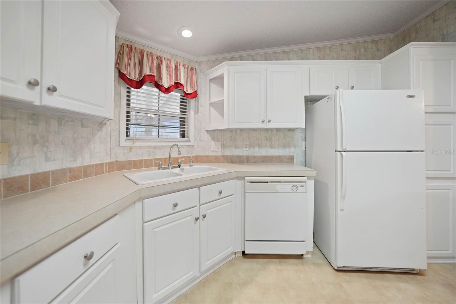 2100 KINGS HIGHWAY 517