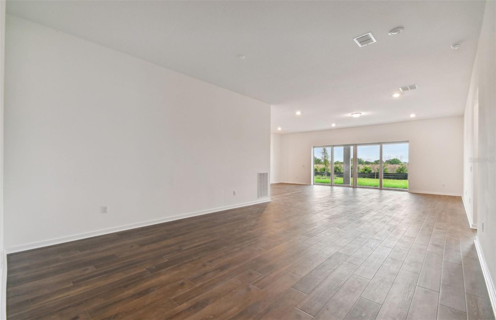 RIVERSONG PH I - Residential