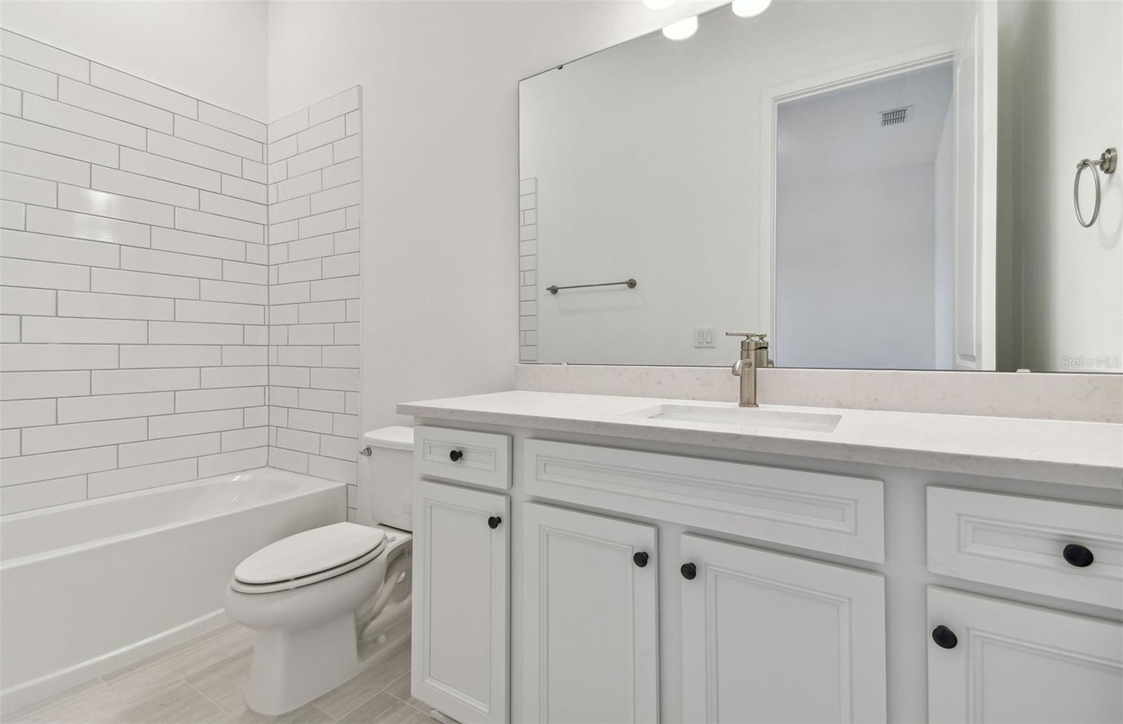 RIVERSONG PH I - Residential