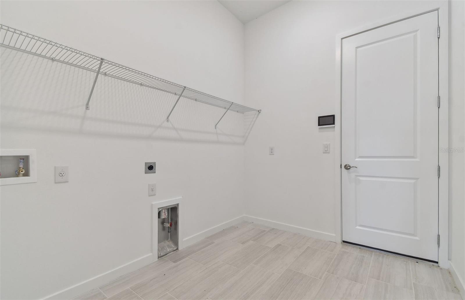 RIVERSONG PH I - Residential