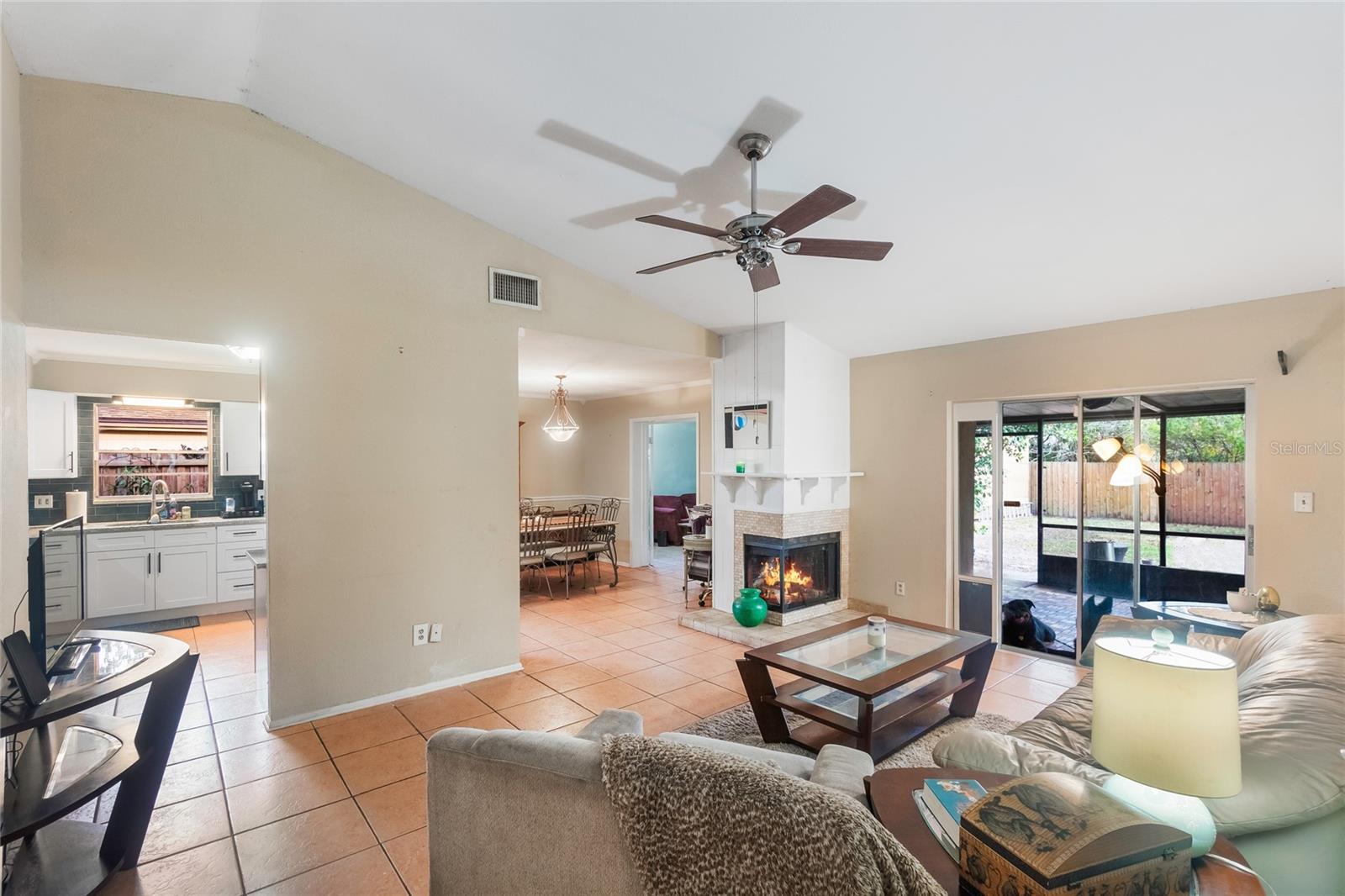 1309 PARADISE LANE