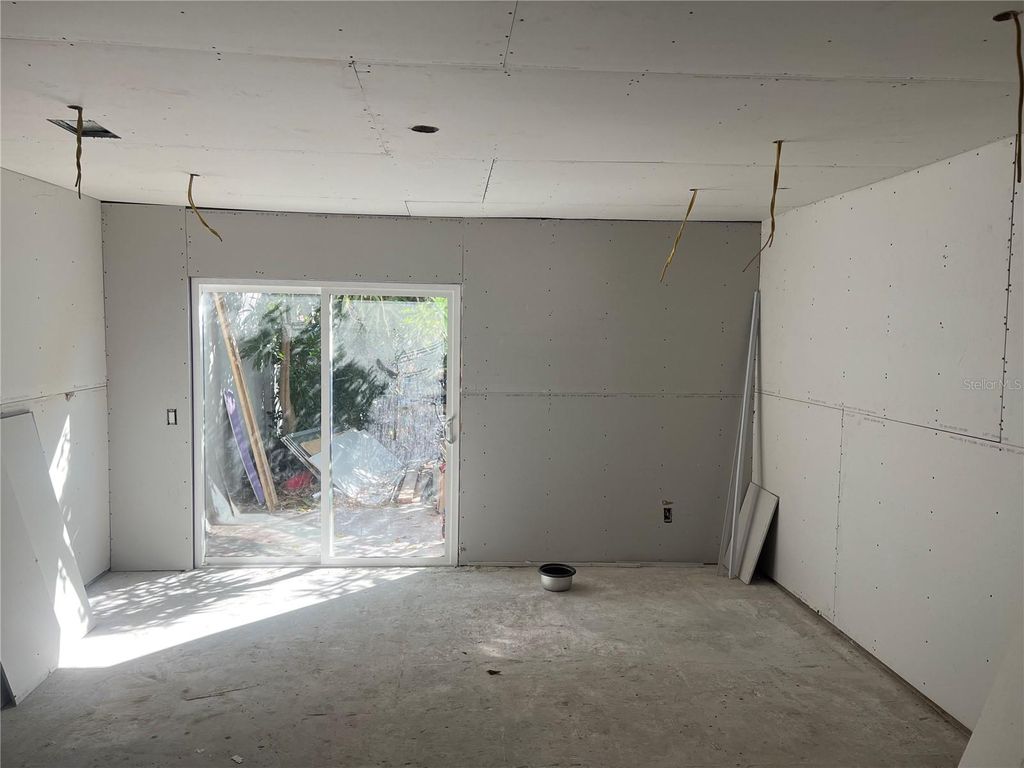 Photo of 6138 Oak Cluster Circle, Tampa, FL 33634 (MLS # TB8480584)