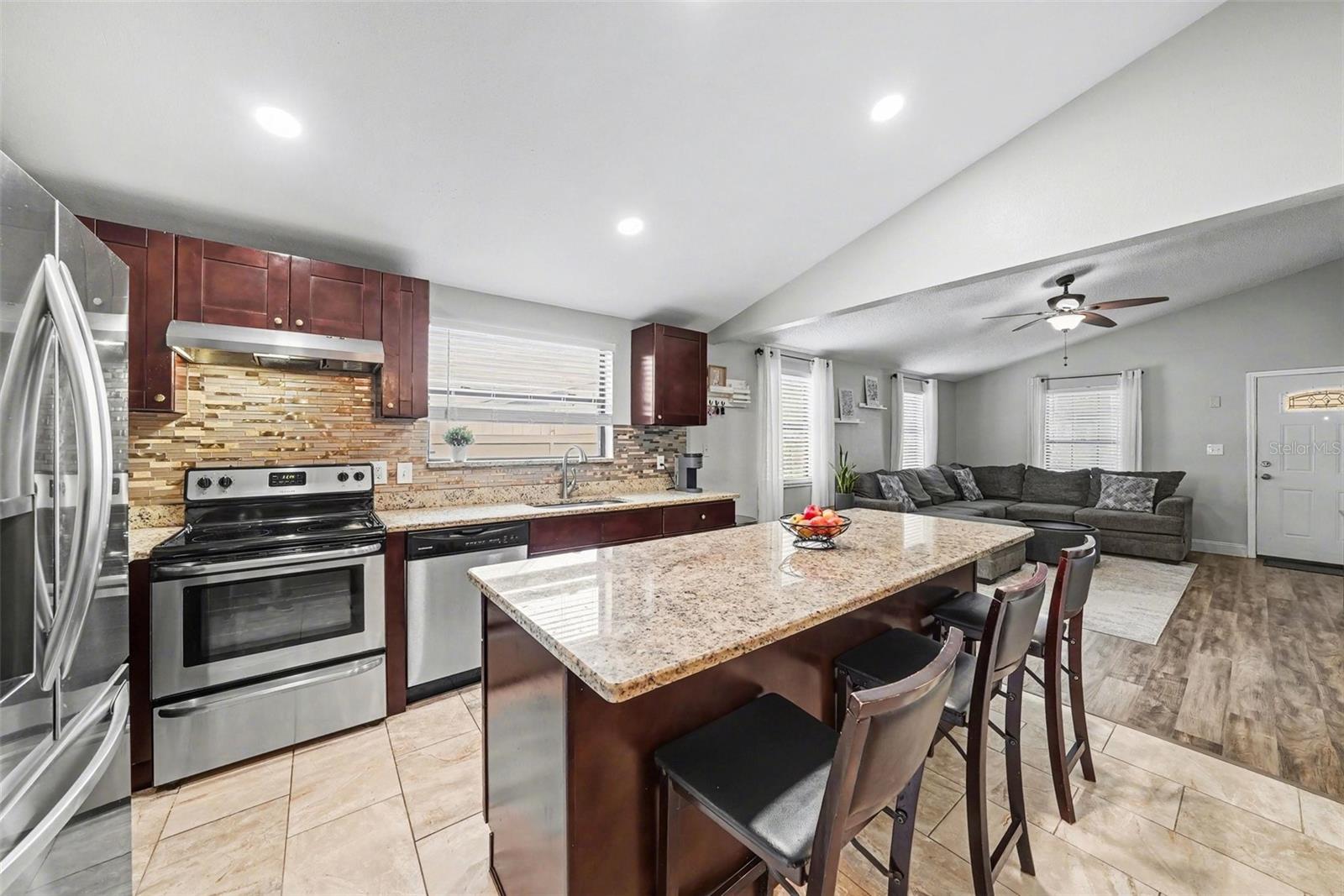 INTERBAY - Residential