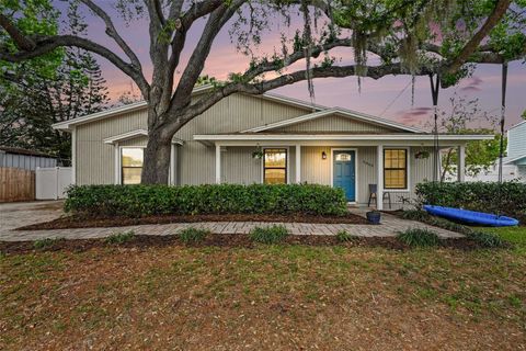 Photo of 6003 S Himes Avenue, Tampa, FL 33611 (MLS # TB8490397)