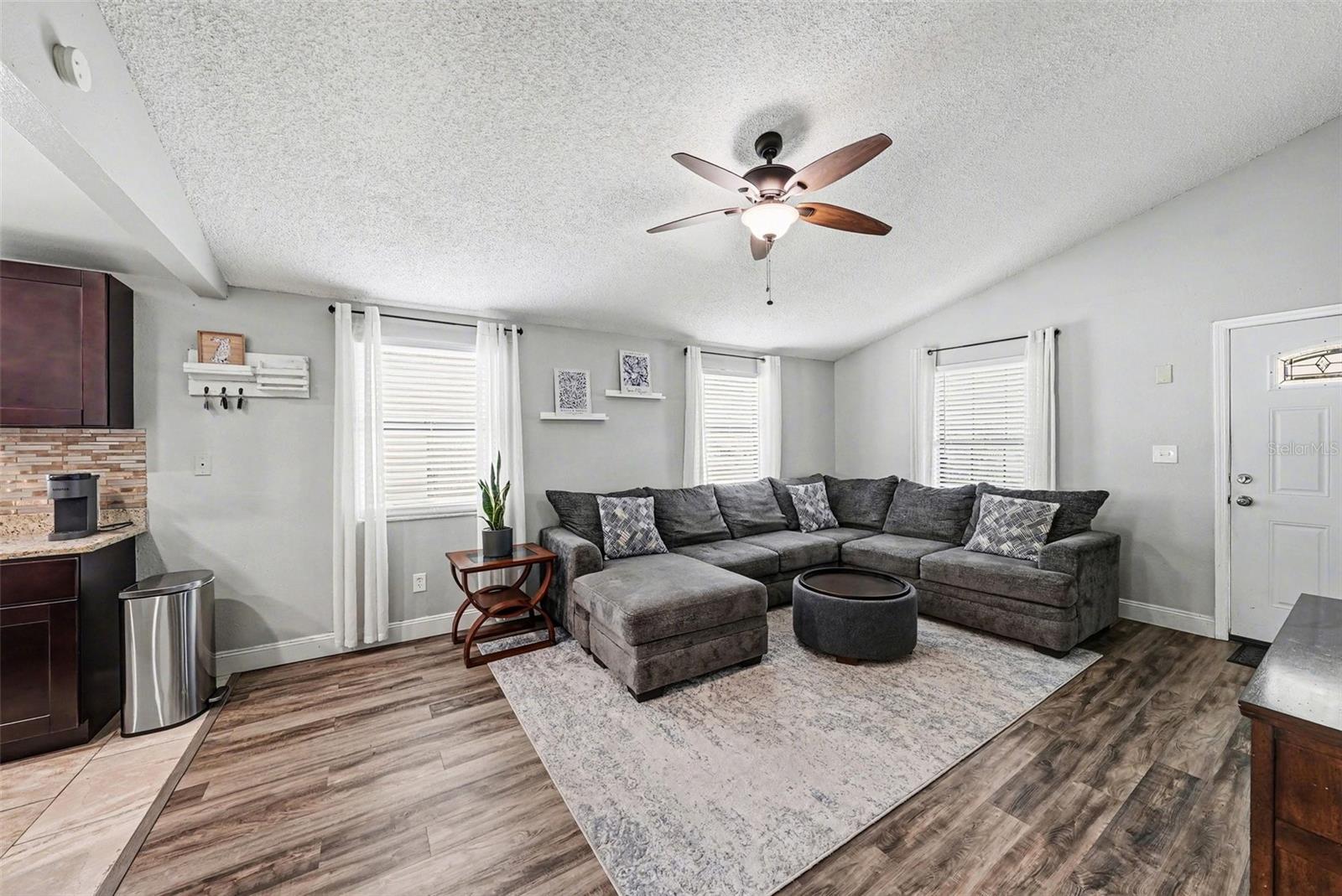 INTERBAY - Residential