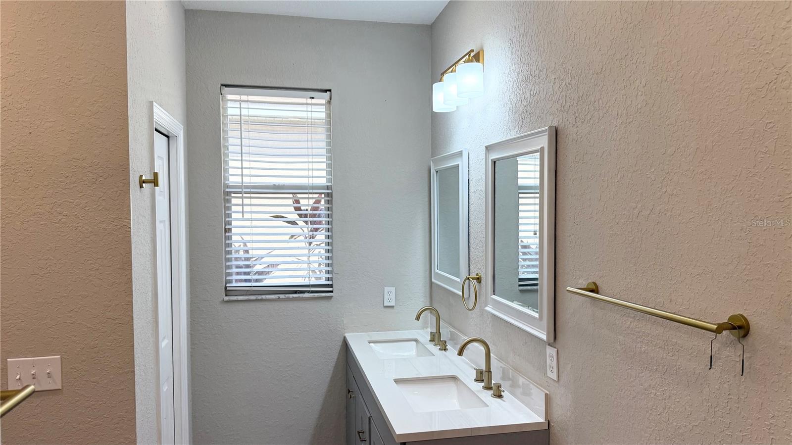 LAKE ASHTON WEST PH 01 - Residential Lease