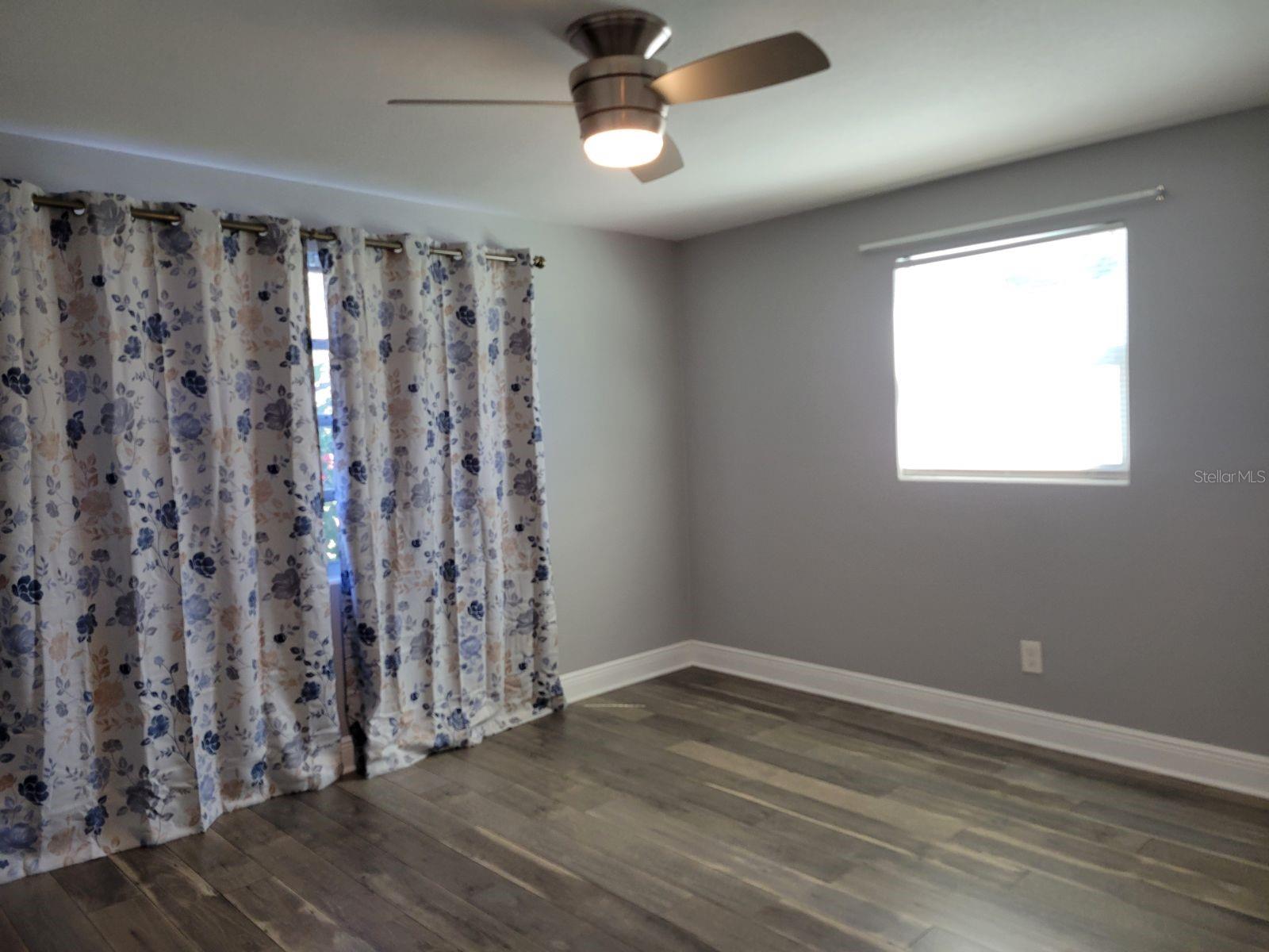 LARGO CENTRAL - Residential Lease