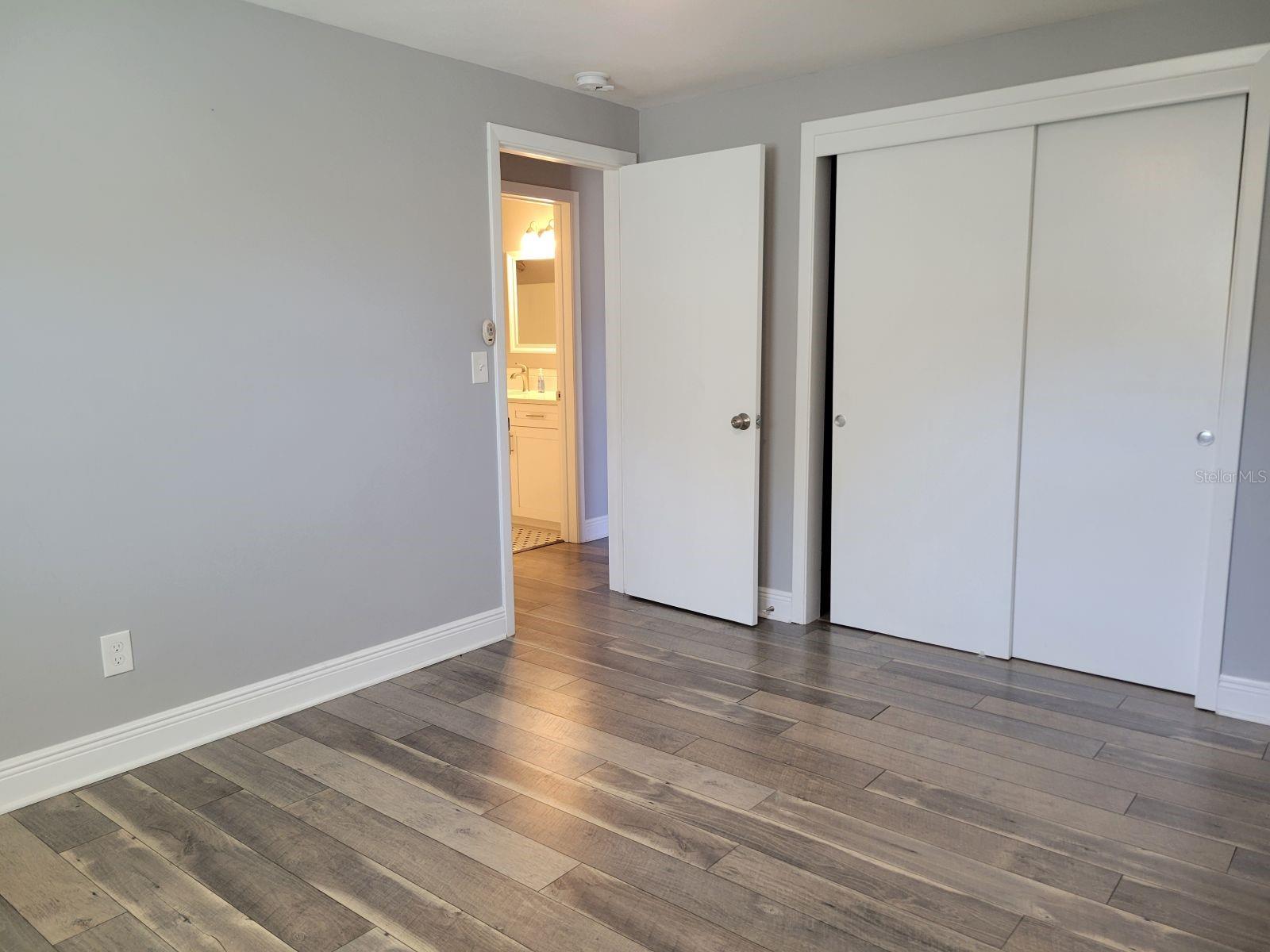 LARGO CENTRAL - Residential Lease