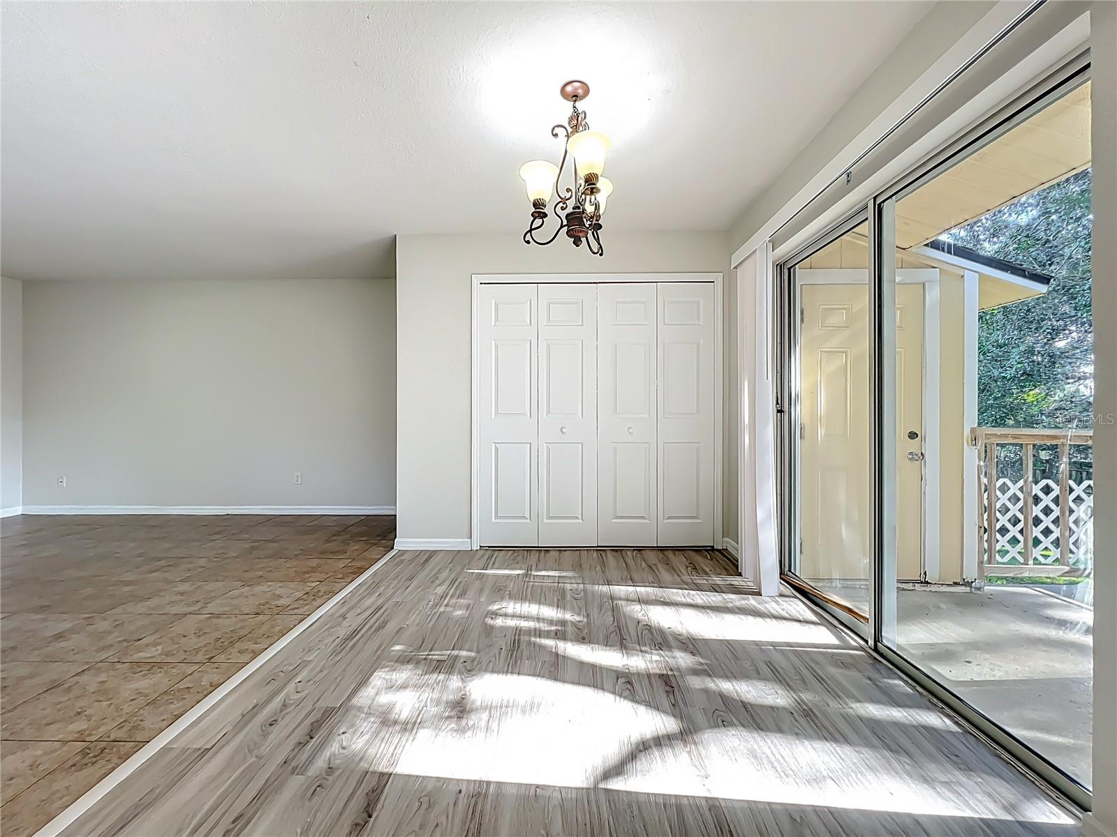 JESSICA MANOR - Residential