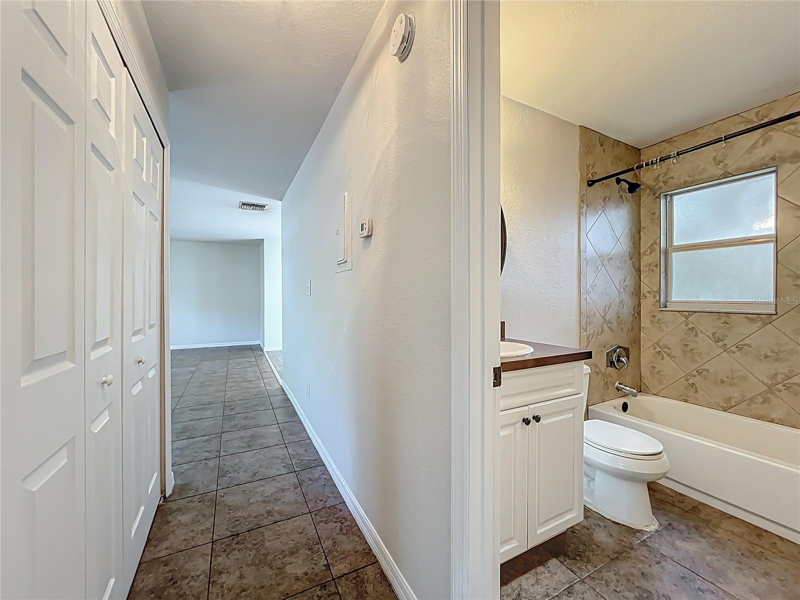 JESSICA MANOR - Residential
