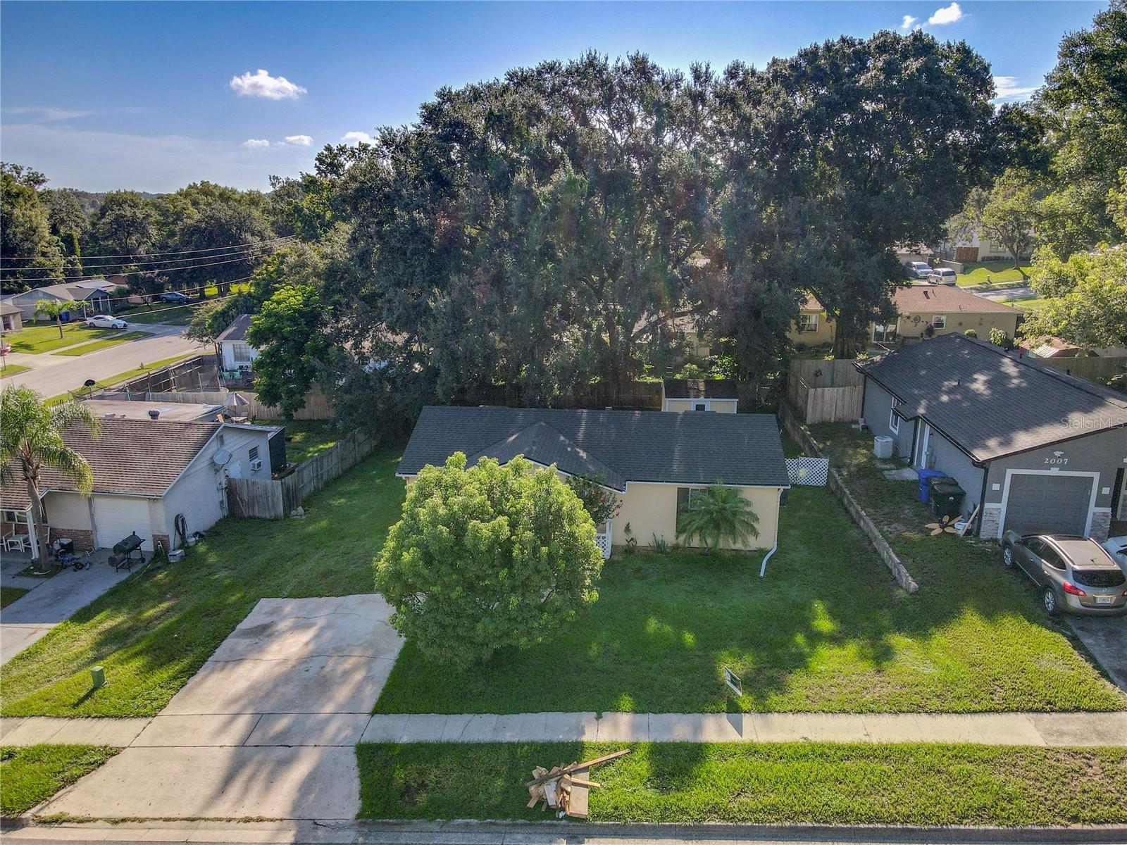 JESSICA MANOR - Residential
