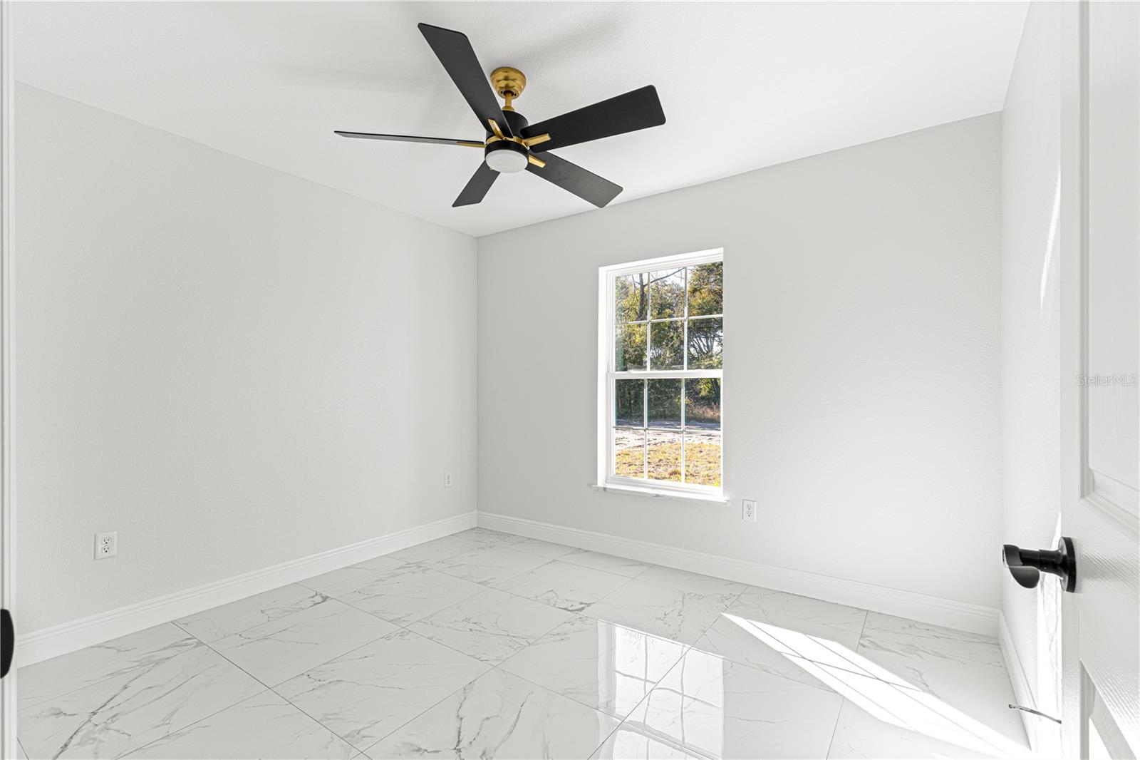 LAKE WEIR HEIGHTS - Residential