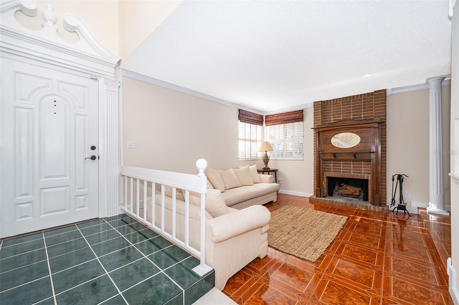 821 SHEOAH CIRCLE