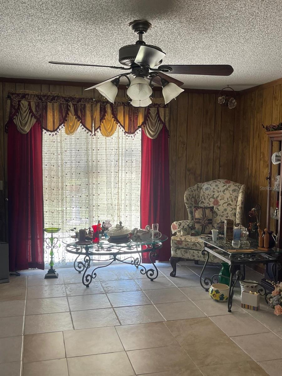 COUNTRY CREEK - Residential