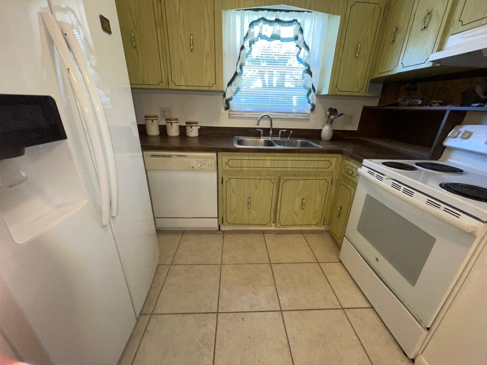 COUNTRY CREEK - Residential